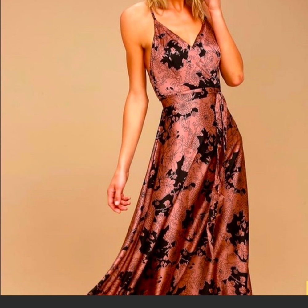 LULUS ROSE GOLD FLORAL DRESS